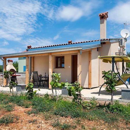 Casetta In Campagna Rovinj Extérieur photo