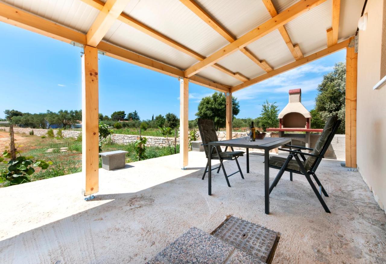 Casetta In Campagna Rovinj Extérieur photo